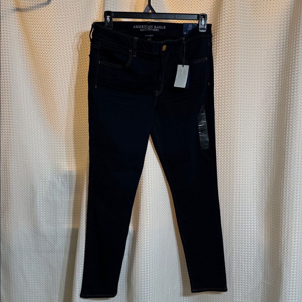 American Eagle Outfitters Super Stretch Jeans size 16 - Dark Blue NWT